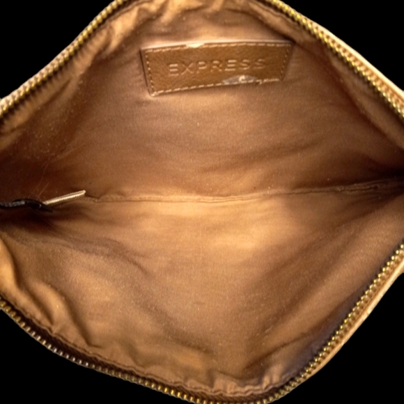 Express women's Purse Faux Leather tan Studded Messenger/Crossbody, Medium. - Picture 7 of 14